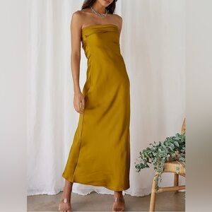 Realtix Satin Maxi Dress - Gold XS (TikTok famous!)